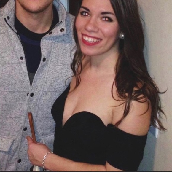 Little Black Dress w Off-The-Shoulder Sleeves - Picture 2 of 6